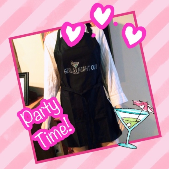 Festive Apron - Picture 1 of 3